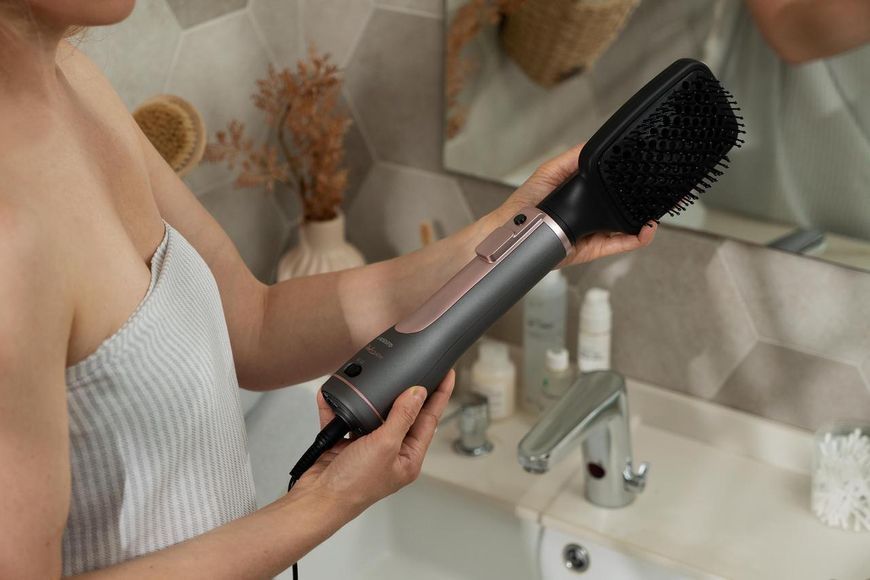 Фен-щітка ARDESTO Brush Pink Touch, 1200Вт, 2 швидкості, 2 темп. режими, LED-дисплей, функція іонізації , 4 насадки, сірий+ рожевий HD-CR300PT фото