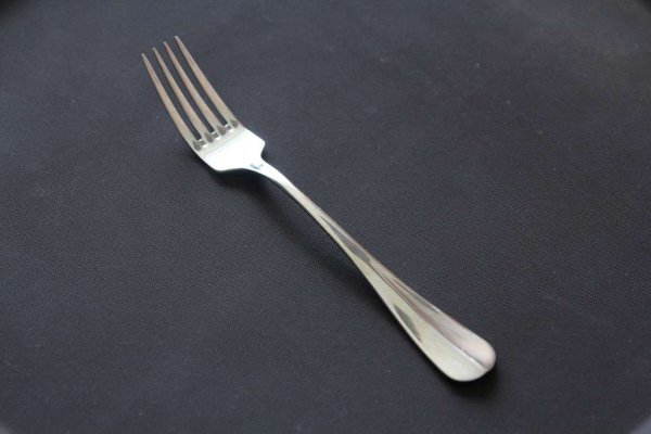 Виделка столова Eternum Baguette LM