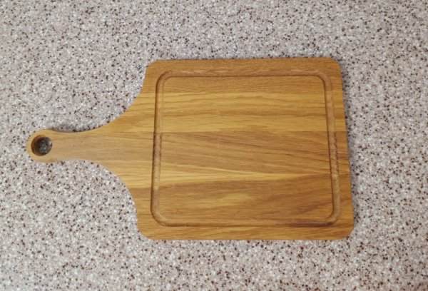 Дошка прямокутна з ручкою Ясен 20*35см