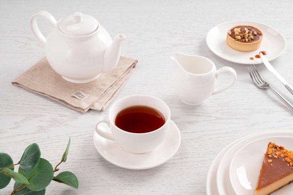 Тарілка десертна Ardesto Imola, 20 см, порцеляна