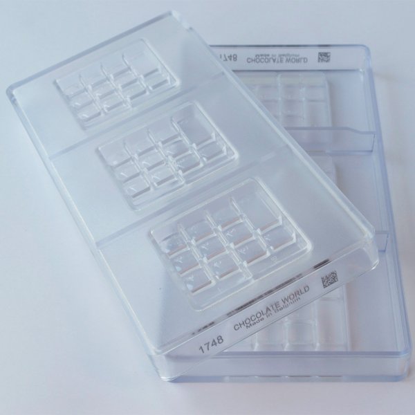 1748 CW Форма для шоколаду "Клавіатура" 65x67x10 мм