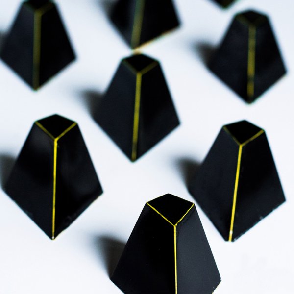 1782 CW Форма для шоколаду "Давід Комаши" 44,5x32x22,5 мм