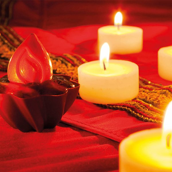 1861 CW Форма для шоколаду "Полум'я" 35x24x10,50+11,50 мм, 24 шт.