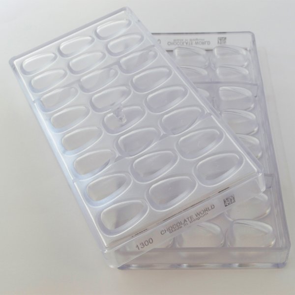 1300 CW Форма для шоколаду "Крапля" 33x22x18 мм, 24 шт. x 11 г