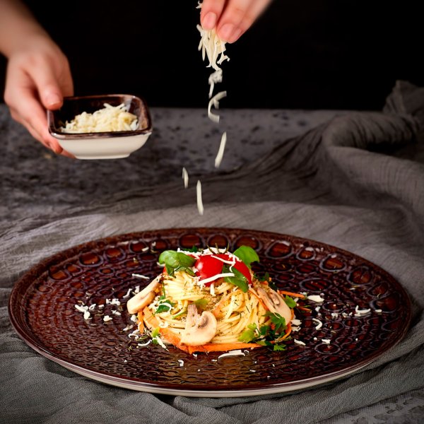 CW-PP-ZT-21-DZ Тарілка кругла 21 см, декор Purple, серія "Cowry"