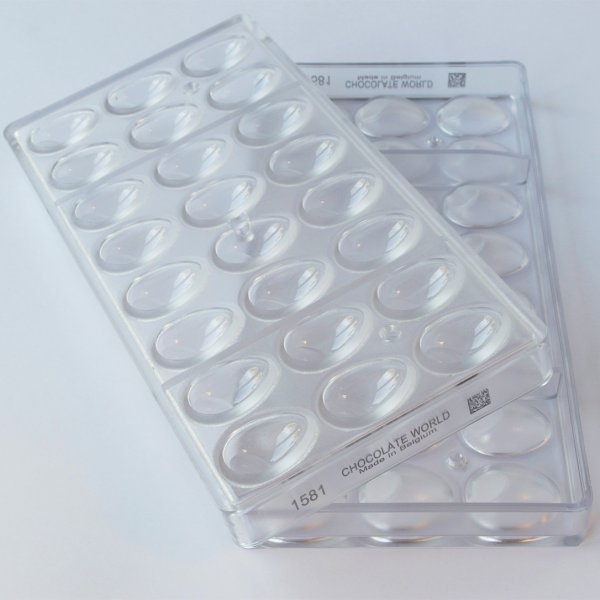 1581 CW Форма для шоколаду "Яйце" 33x23x12 мм