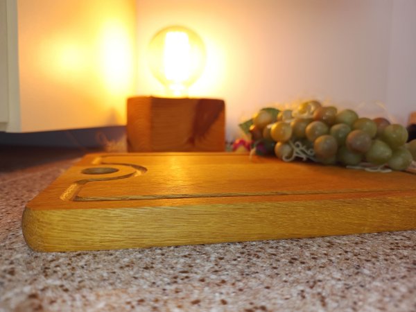 Дошка прямокутна з отвором Ясен 20*30см