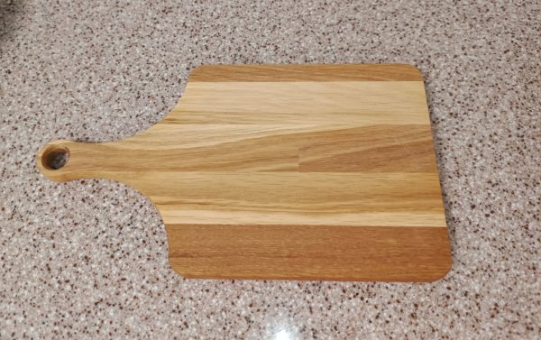 Дошка прямокутна з ручкою Ясен 20*35см