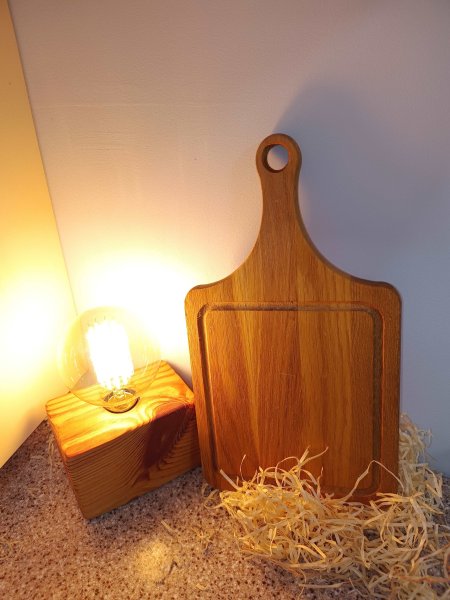 Дошка прямокутна з ручкою Ясен 20*35см