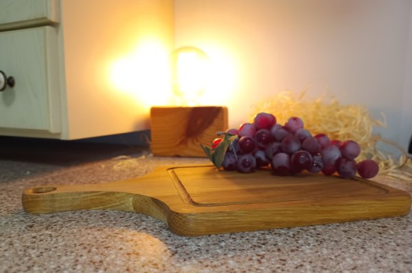 Дошка прямокутна з ручкою Ясен 20*35см