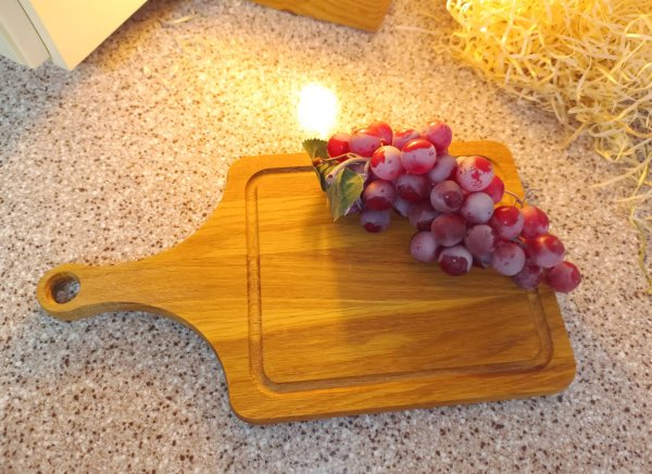 Дошка прямокутна з ручкою Ясен 20*35см