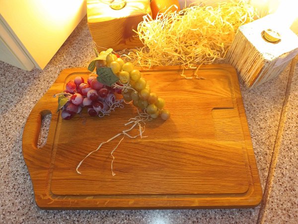 Дошка прямокутна з отвором Дуб 30*45см