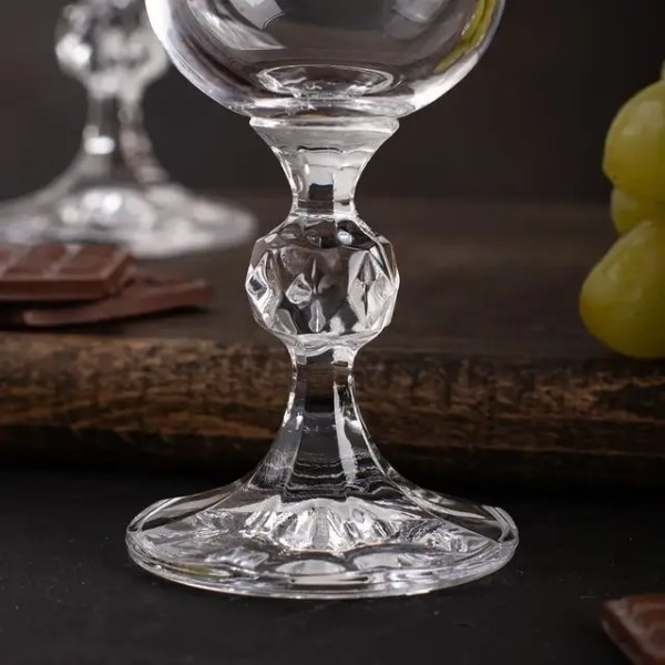 Чарки для горілки на ніжці Bohemia Sterna (Klaudie) 50 мл, 6 шт