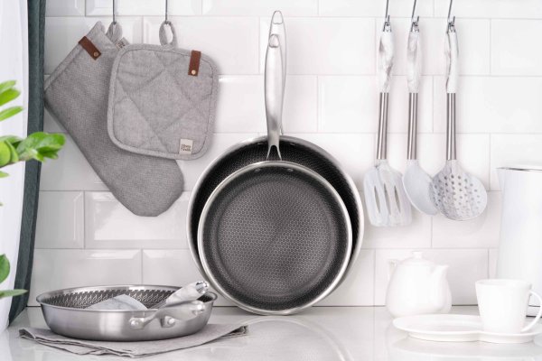 Сковорода Ardesto Black Mars Avior 24 см, нержавіюча сталь Triply