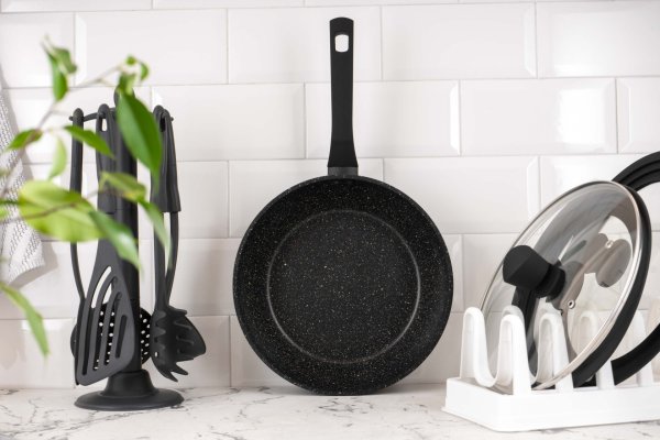 Сковорода глибока Ardesto Gemini Gourmet Bolzano 24 см, чорний, алюміній