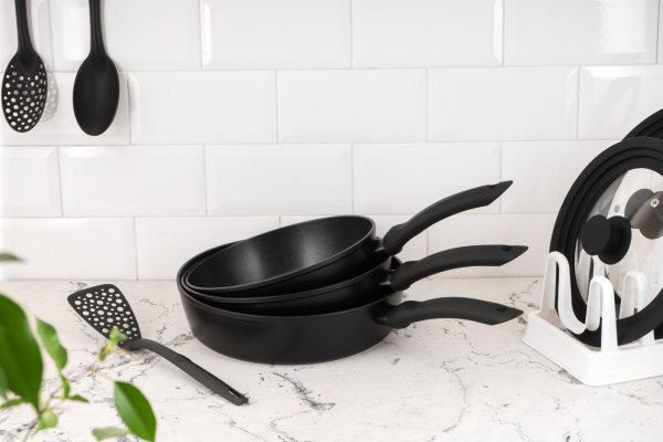 Сковорода глибока Ardesto Gemini Gourmet Bolzano 26 см, чорний, алюміній