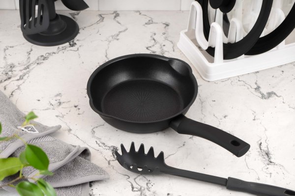 Сковорода Ardesto Gemini Ravenna 28 см, чорний, алюміній