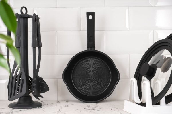 Сковорода Ardesto Gemini Ravenna 28 см, чорний, алюміній