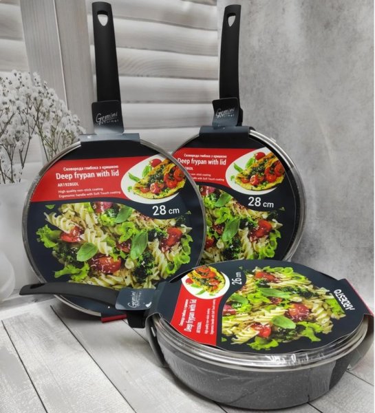 Сковорода Ardesto Gemini Gourmet Viareggio з кришкою 28 см, чорний, алюміній