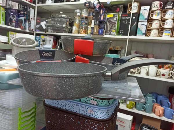 Сковорода глибока Ardesto Gemini Gourmet Apulia 28 см, сірий, алюміній