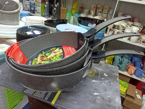 Сковорода глибока Ardesto Gemini Gourmet Apulia 28 см, сірий, алюміній