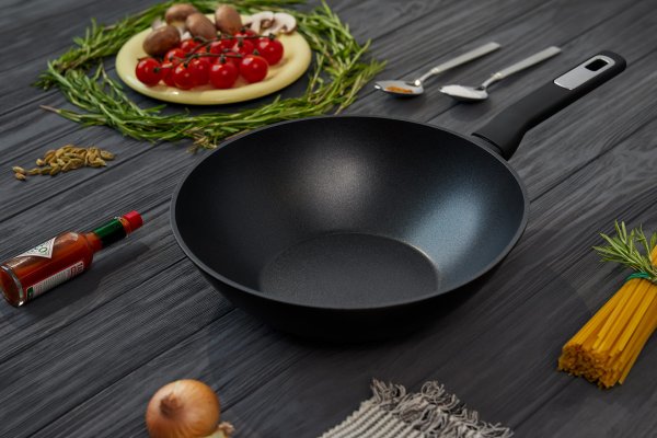 Сковорода ВОК Ardesto Gemini Trento 28 см, чорний, алюміній